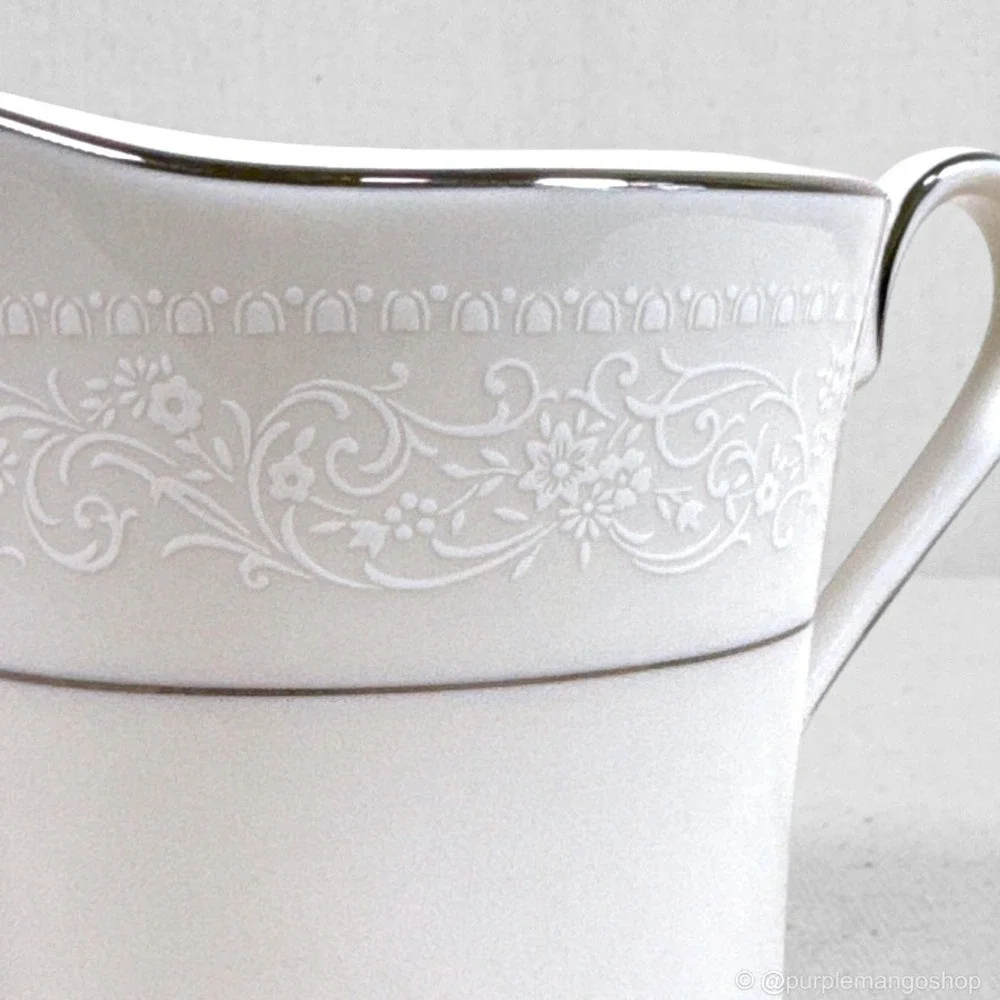 VINTAGE 1970s NORITAKE Sorrento 7565 Creamer Ivory China Platinum Trim‎ | Japan